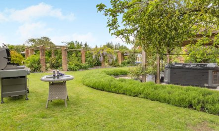 6 Bed in Frocester 4