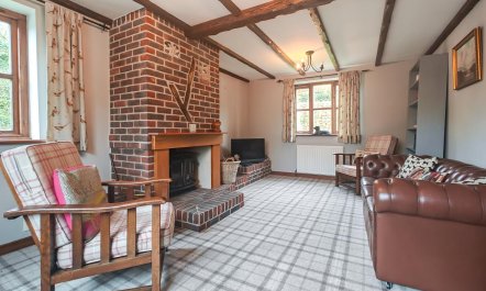 3 Bed in Piddlehinton 4