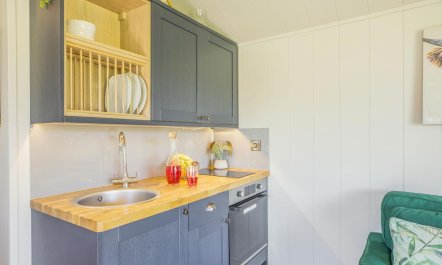 1 Bed in Aberbechan 5