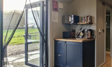 1 Bed in Aberbechan 2