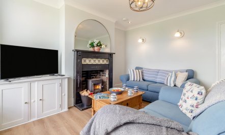 3 Bed in East Runton 9