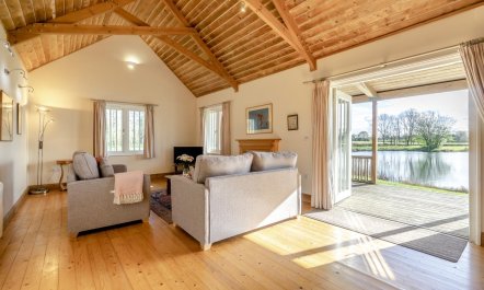2 Bed in Rumburgh 5