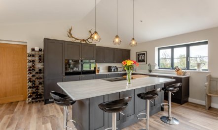 4 Bed in Irnham 3