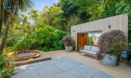 4 Bed in Newlyn 2