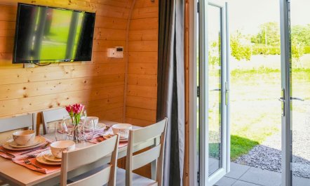 1 Bed in Brynsiencyn 3