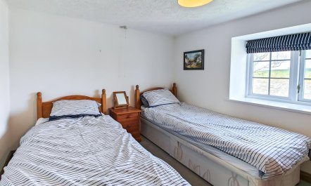 3 Bed in St. Minver 8