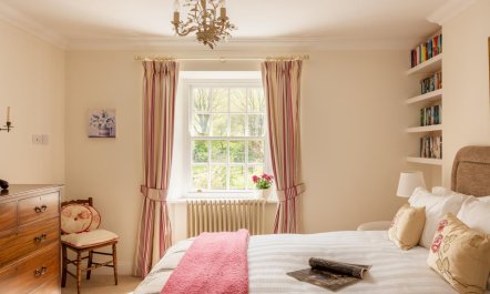 5 Bed in Slapton 4
