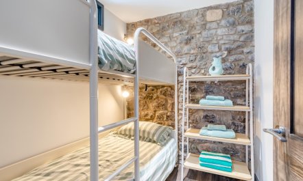2 Bed in Tenby 3