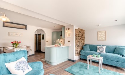 2 Bed in Tenby