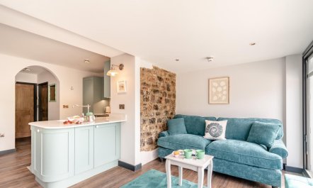 2 Bed in Tenby 6