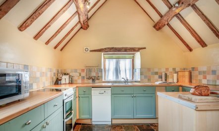 1 Bed in Whitchurch 5
