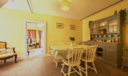 2 Bed in Westport 2
