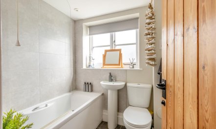 2 Bed in Westport 7