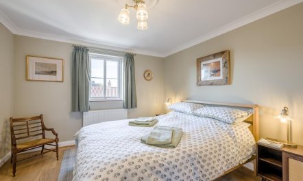 3 Bed in Holt 5