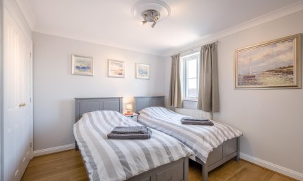 3 Bed in Holt 9