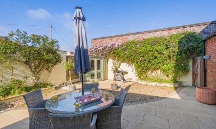 3 Bed in Holt 4