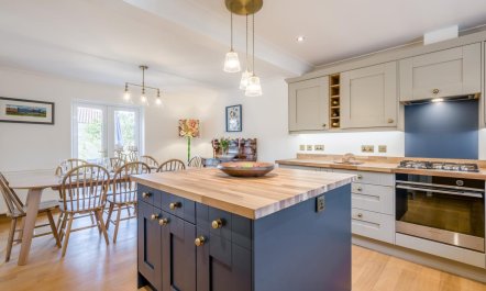3 Bed in Holt