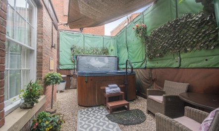 3 Bed in Chester