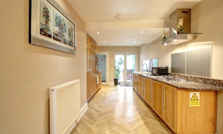 3 Bed in Chester 2