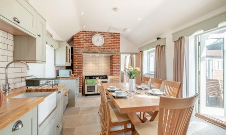3 Bed in Bradenstoke 8