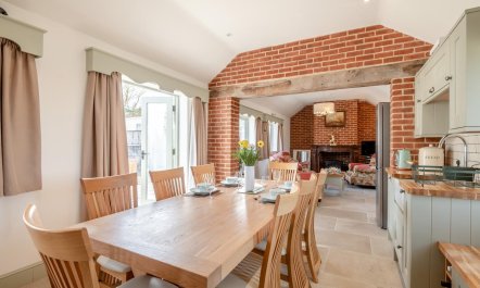 3 Bed in Bradenstoke 6