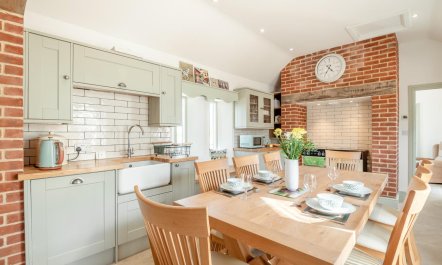 3 Bed in Bradenstoke 7