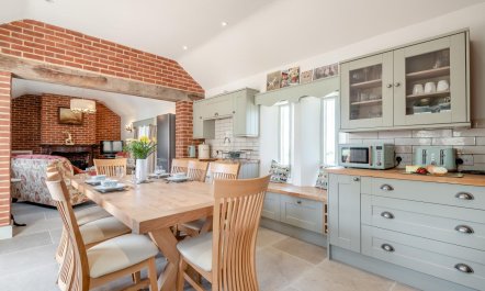 3 Bed in Bradenstoke 5