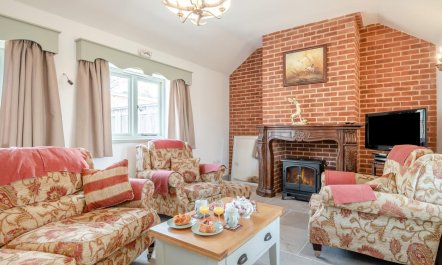 3 Bed in Bradenstoke 9