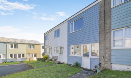 2 Bed in Freshwater East 5