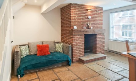 4 Bed in Lymington 4