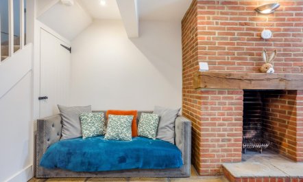4 Bed in Lymington 9