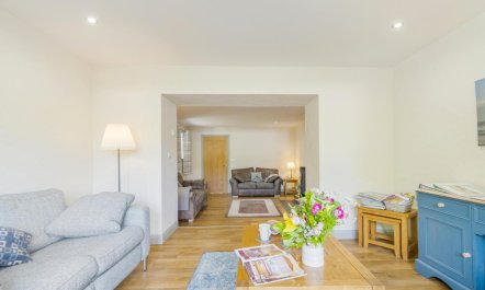 2 Bed in Dwrbach 9