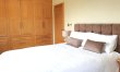 2 Bed in Coat 4