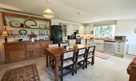 1 Bed in Brockenhurst 1