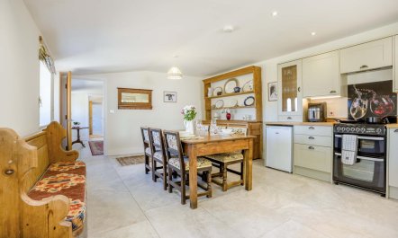 1 Bed in Brockenhurst 4