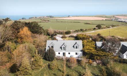 4 Bed in St. Minver