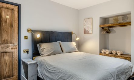 2 Bed in Tenby 2