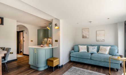 2 Bed in Tenby