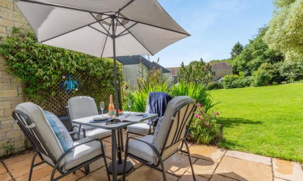 2 Bed in Goldenbank