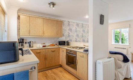 2 Bed in Goldenbank 6