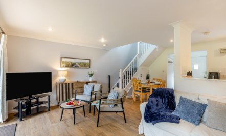 2 Bed in Goldenbank 1