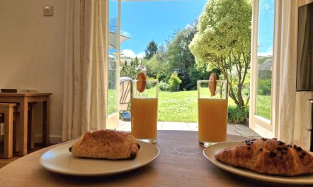2 Bed in Goldenbank 5