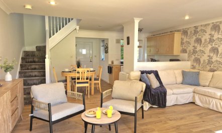 2 Bed in Goldenbank 4