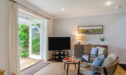 2 Bed in Goldenbank 2