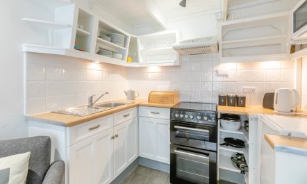 2 Bed in St. Ives 3