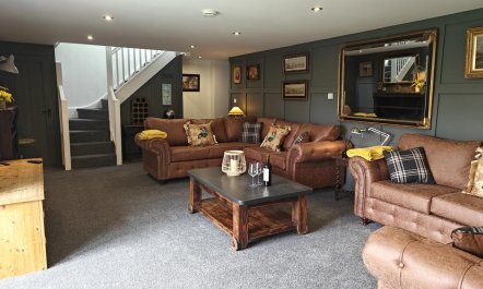 6 Bed in Holsworthy 6
