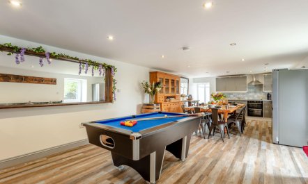 6 Bed in Holsworthy 9