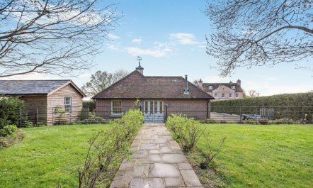 2 Bed in Stoke