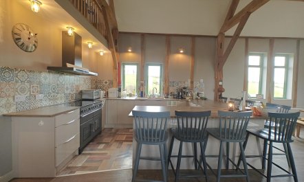 4 Bed in Beguildy 6