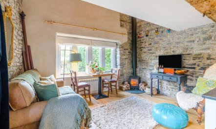 1 Bed in Alhampton